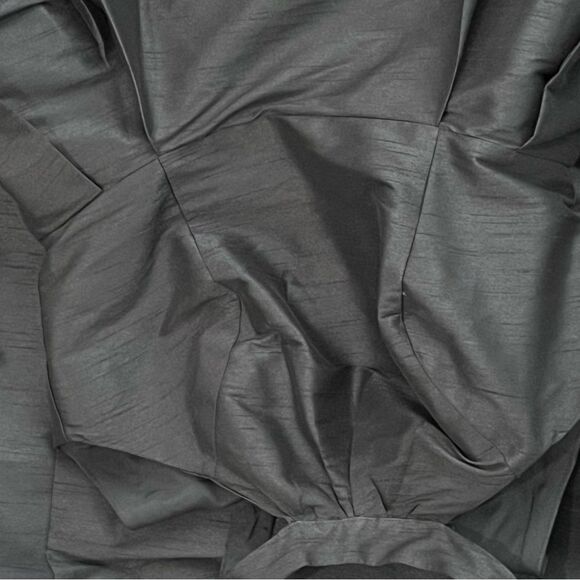 Elegant Black High-Low Wedding Dress - Picture 8 of 13